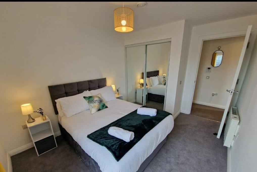 Modern Apartment, Sleeps 6, Belfast City Centre Exteriér fotografie
