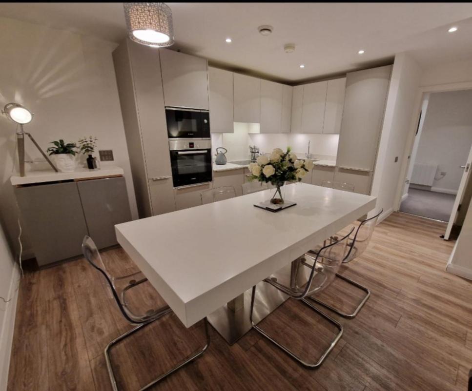 Modern Apartment, Sleeps 6, Belfast City Centre Exteriér fotografie